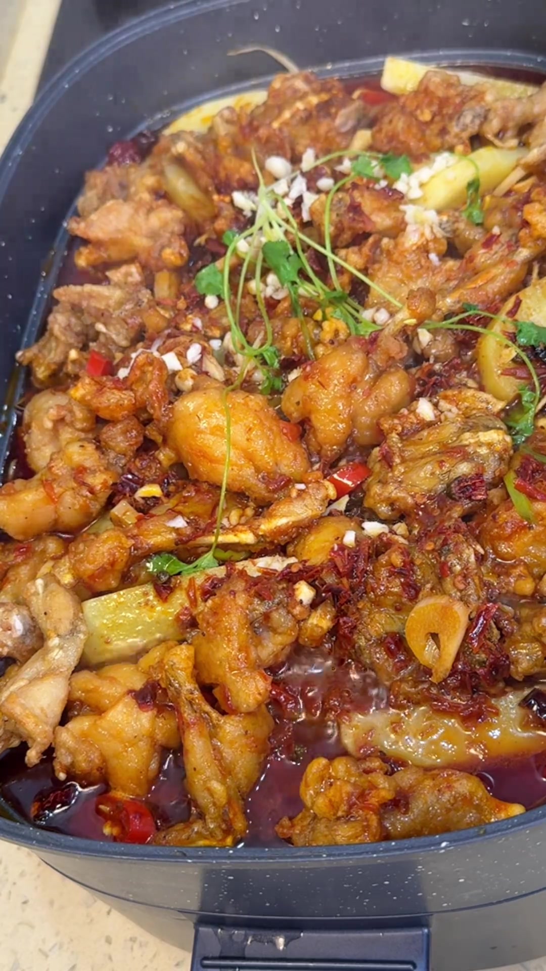 家庭版烤田鸡!麻辣鲜香巨好吃,自己做分量足一次吃到爽