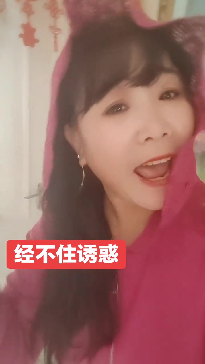笑翻全场!这些搞笑视频让你笑到飙泪