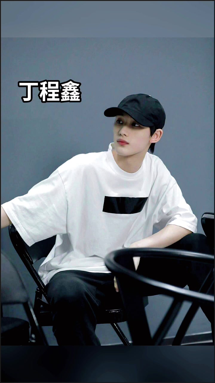 男明星戴帽子 你喜欢哪一位?