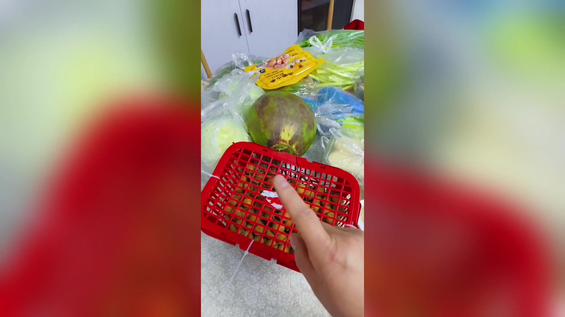 孩子寄的,唐老鸭叙述事情的经过,就是这么个意思,你听懂了吗?
