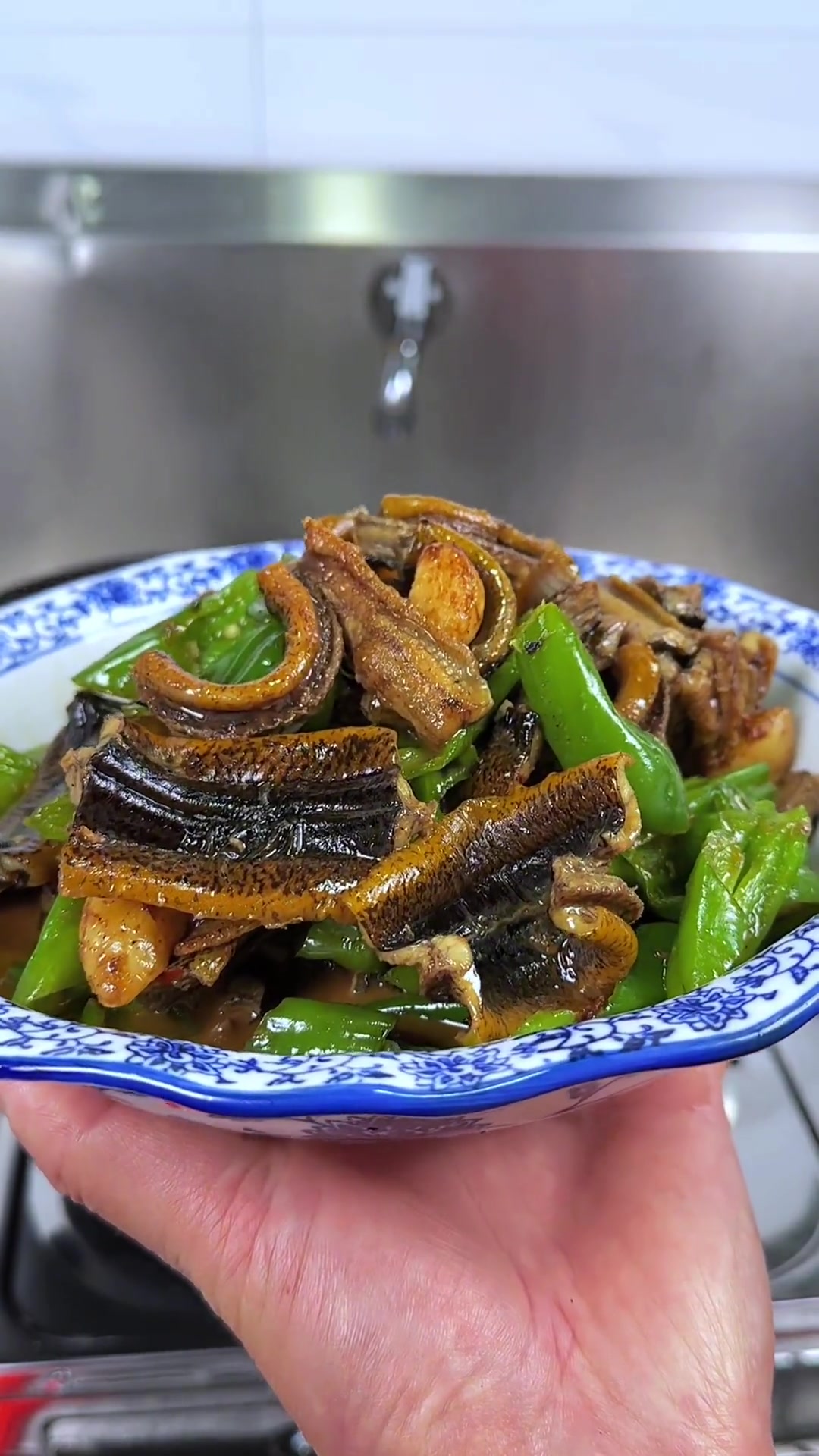 青椒焖鳝鱼,你想吃吗