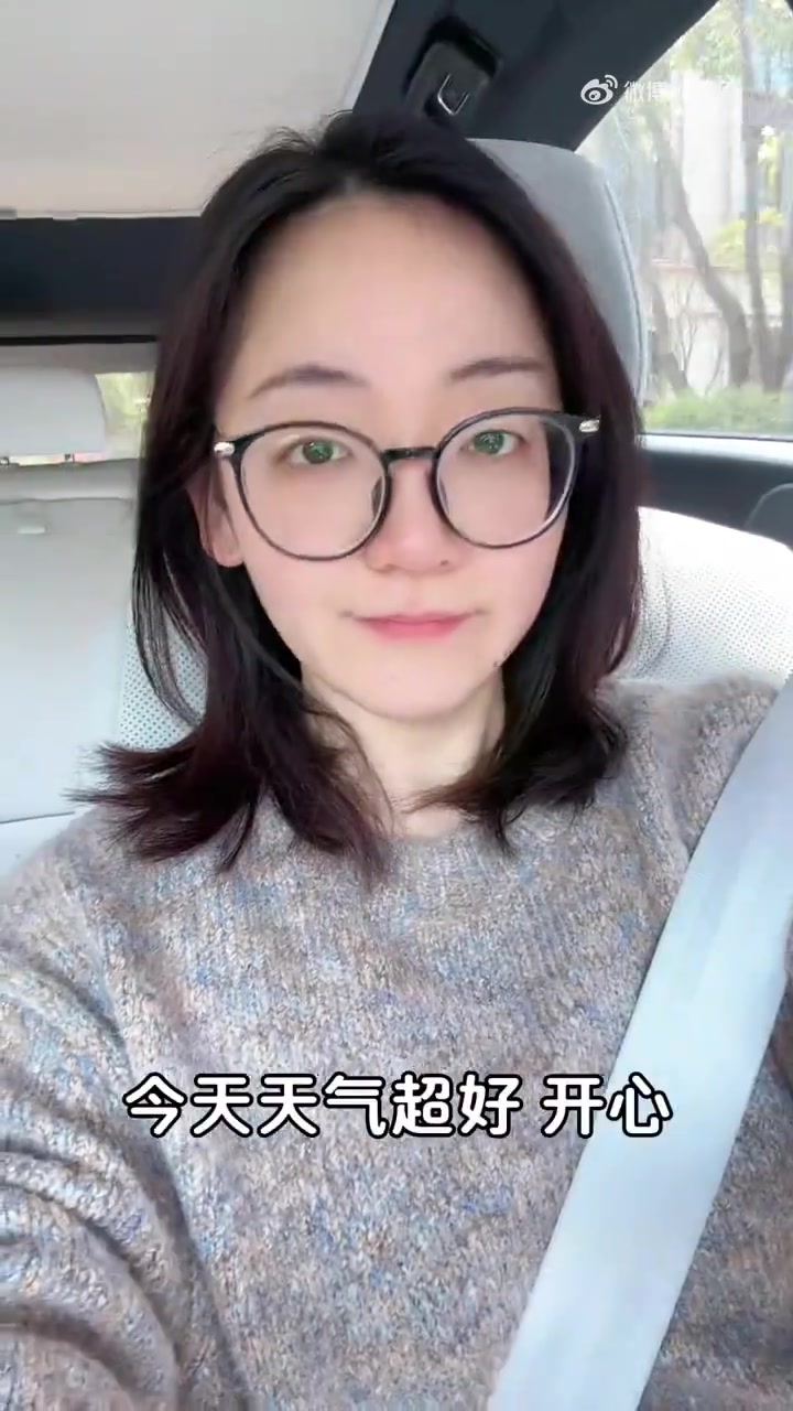 浙江人在吃这方面,真的太有一手了!只需15块,就能做出一份鲜香味十足的海鲜炒米面。里面全是