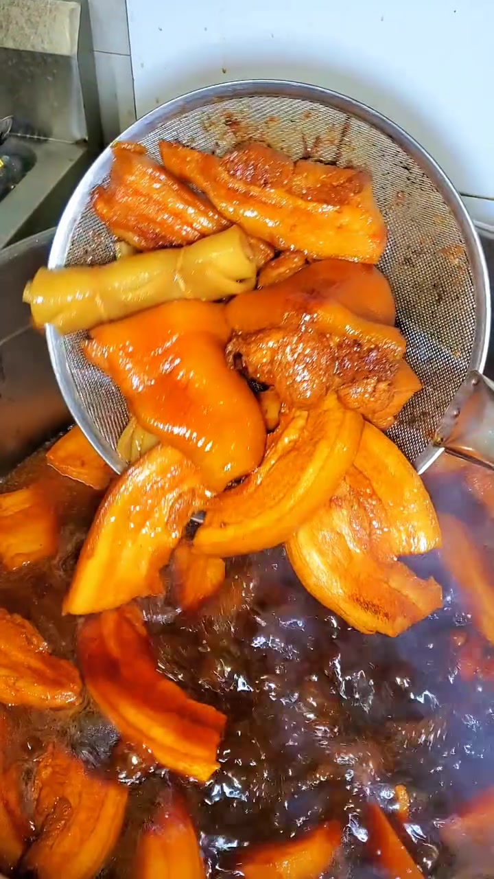 甏肉把子肉制作实用技术三分卤七分焖