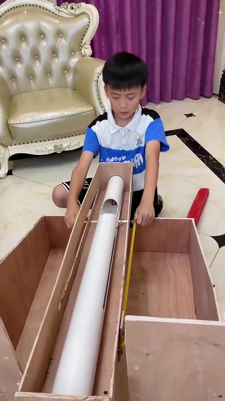 原来小鱼只有七秒钟的记忆!快成长计划 影画演泽未来之星 搞笑