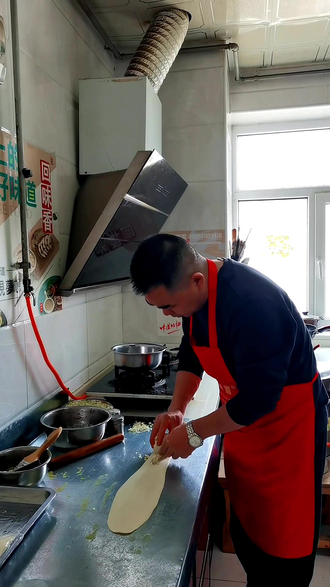 零基础3天速成,夫妻档年入30万,牛肉饼酱香饼早餐小吃技术培训