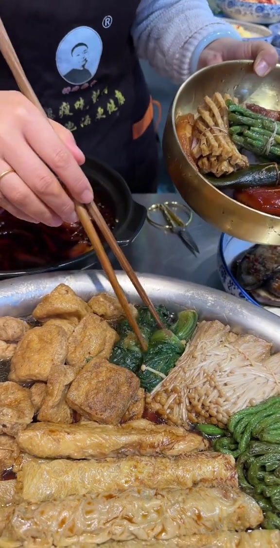 吃的时候不饿,甏肉干饭与东坡肉把子肉