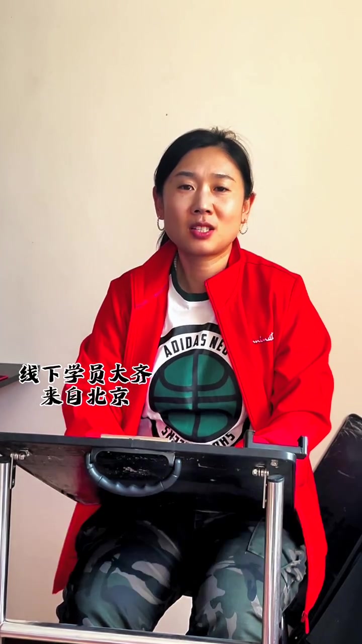 之前总觉得学画画很难,零基础根本不敢想。但前段时间我狠狠突破了自己,参加15天线下课,真的