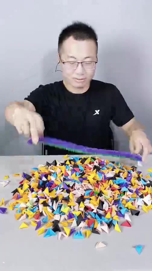 以后你家的废纸不要了，还能给你做个生日蛋糕