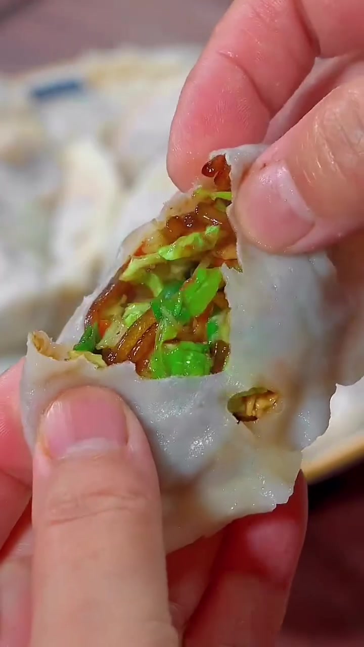 河南人春日的限定美食 槐花饺子 这份槐花饺子的做法快收藏起来吧