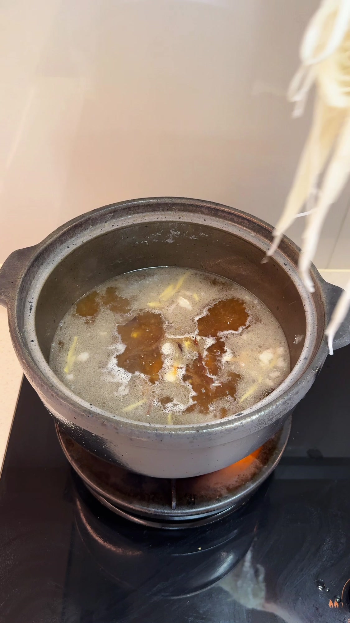 今天这道这个汤米粉太好吃了,一碗不够再来一碗