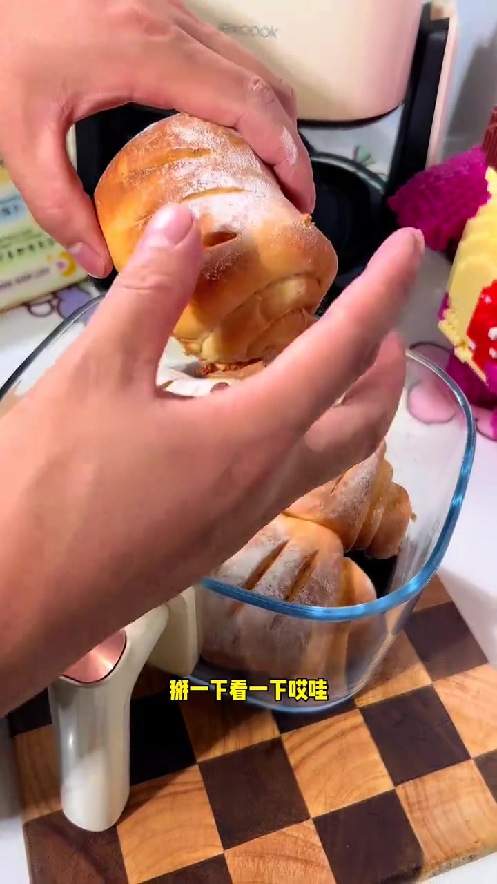 爱吃香蕉的,一定要做这个香蕉面包卷,和外面卖的一个味道
