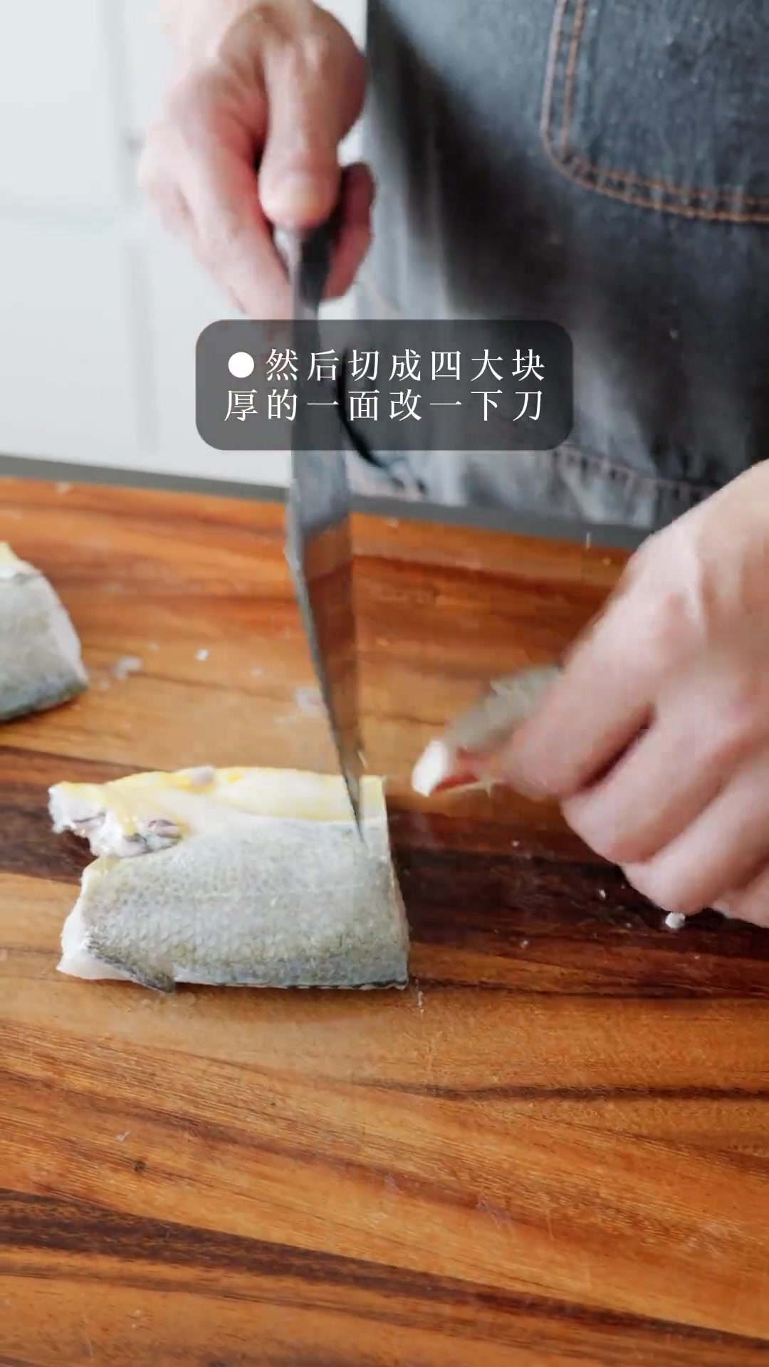 干煎黄鱼:小火慢煎,外酥里嫩,口感绝佳