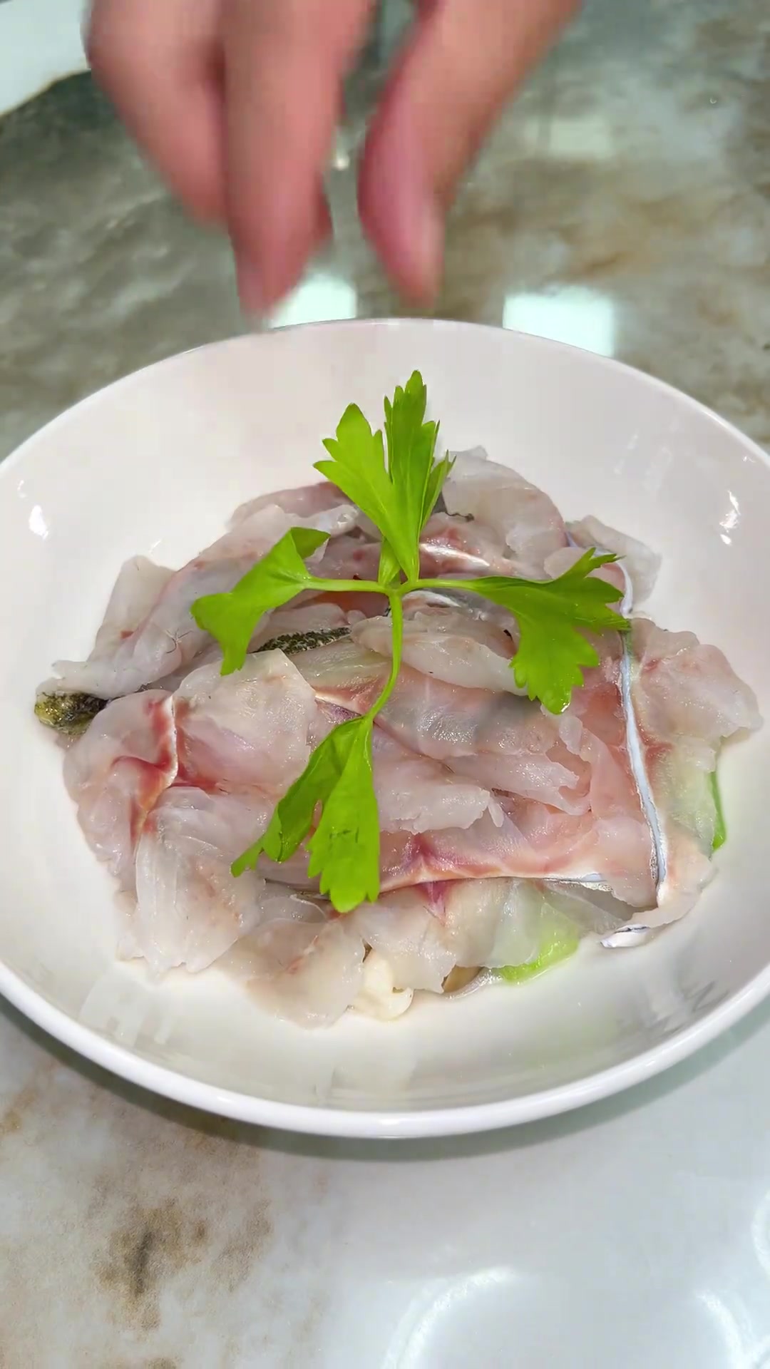 一口冲浪鱼片,鲜到“浪”起来