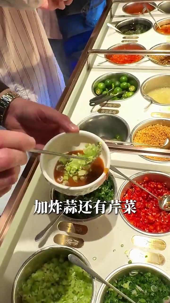 终于约到潘叔了!外国人带路,去吃广东牛肉火锅