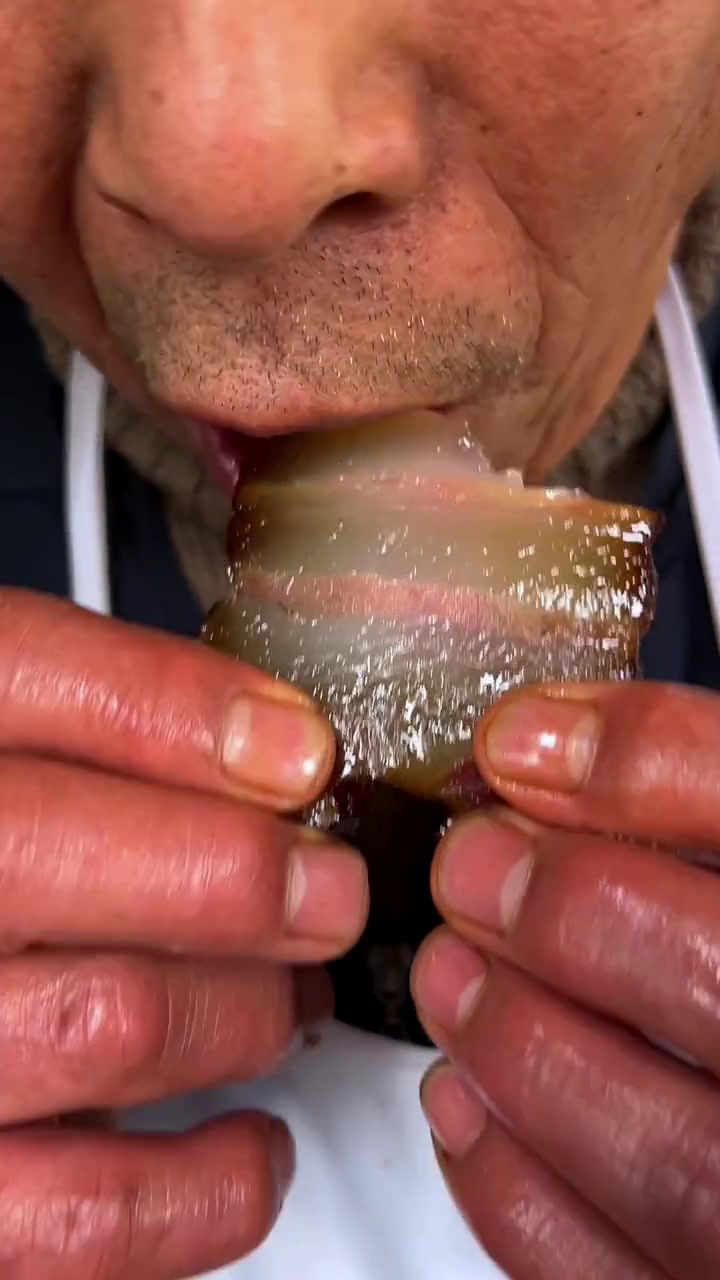 腊肉就是要吃这种肥瘦相间的才香