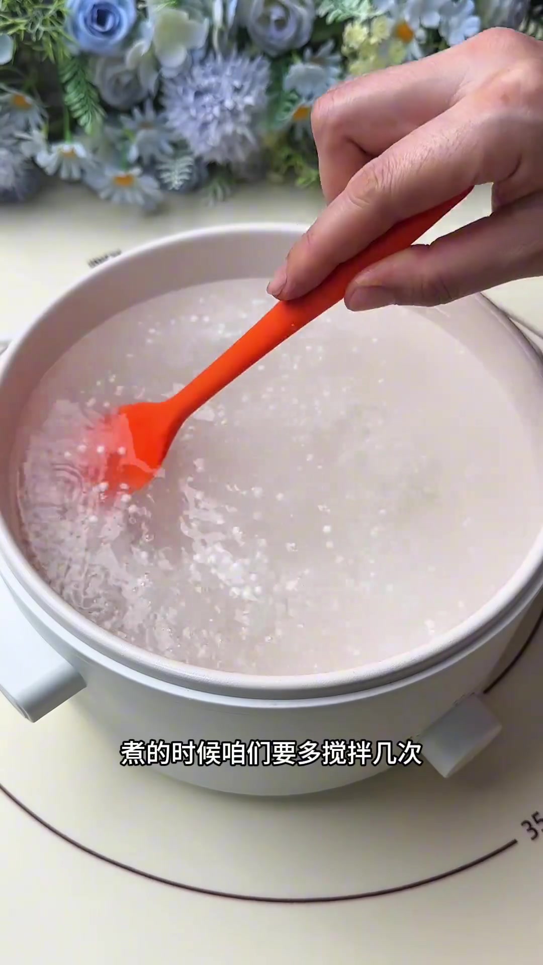椰汁西米糕,椰香浓郁