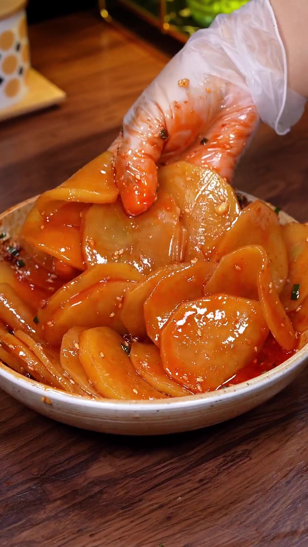 别总炒土豆啦！凉拌土豆片做法，酸辣爽口超下饭