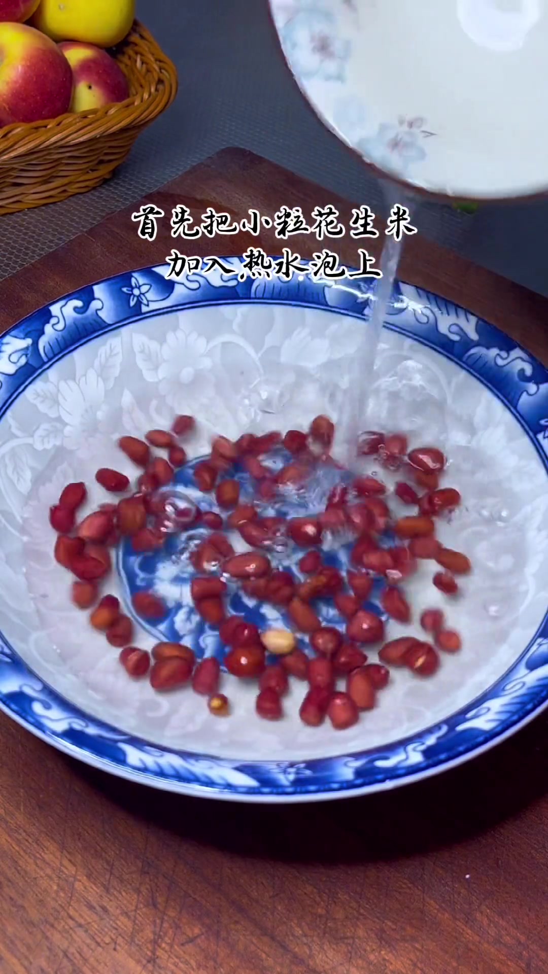 你想吃立马安排,油茶配鸡蛋摊饼