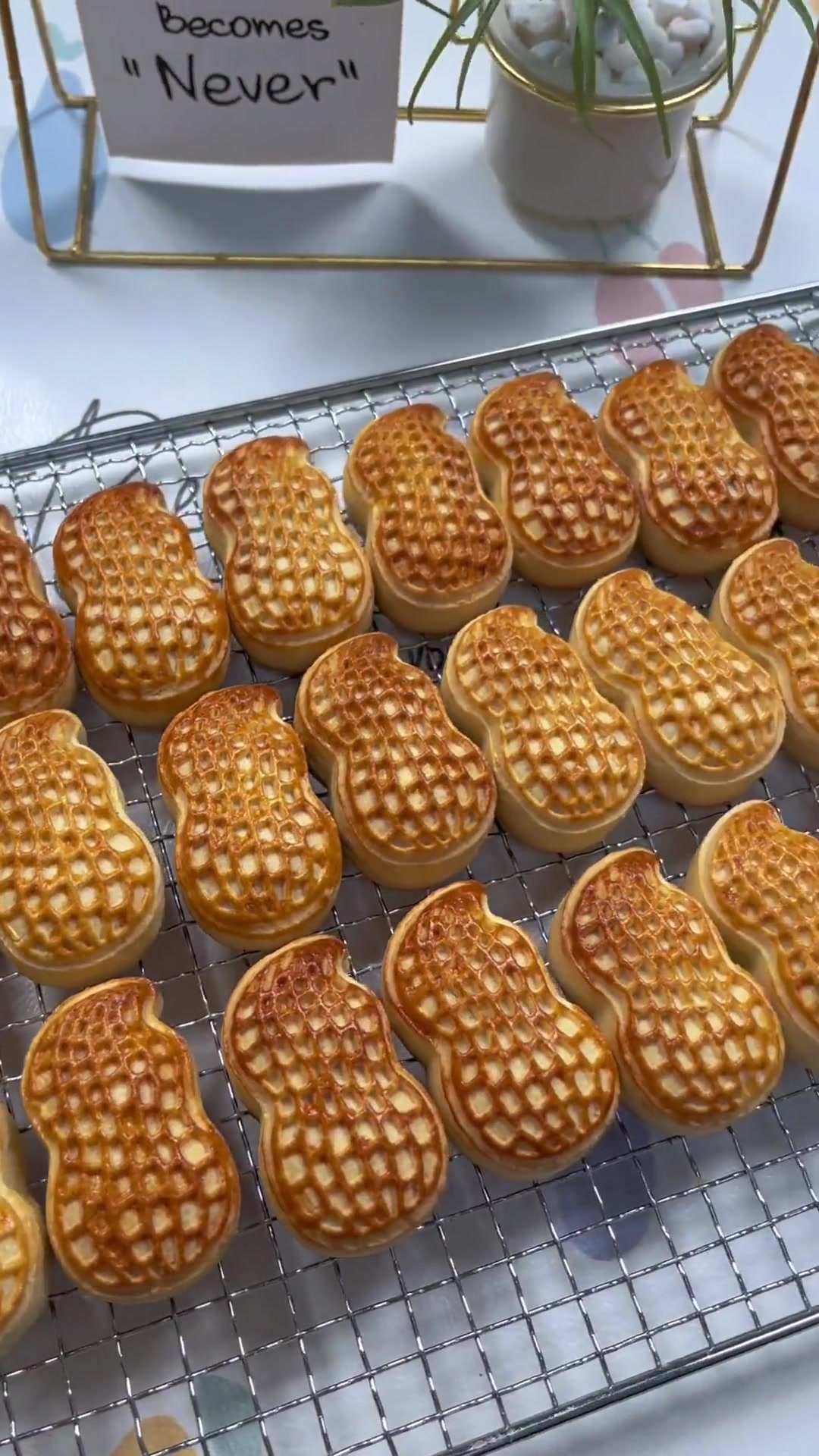 嘎嘎香的椒盐花生酥