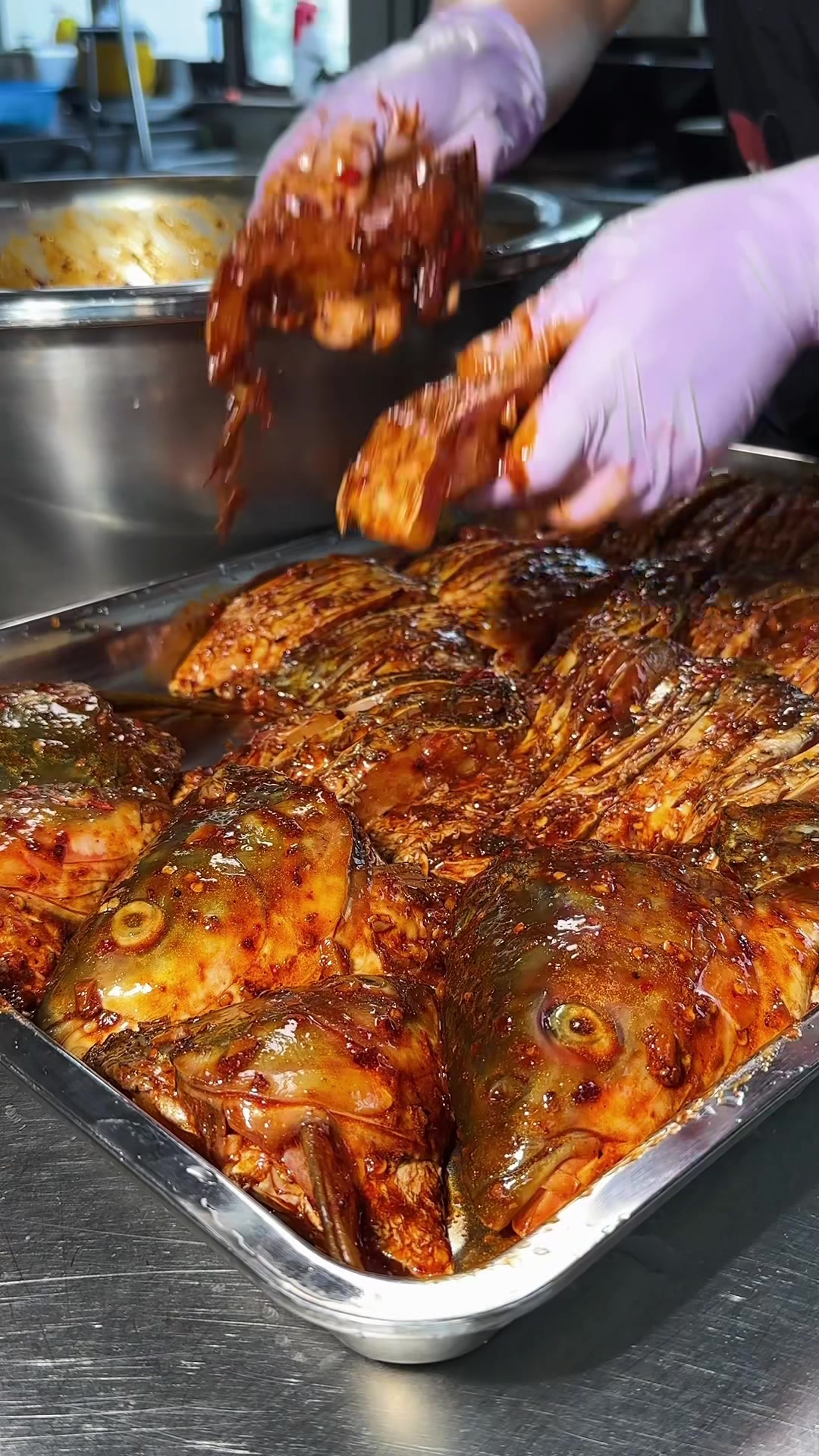 第一次给工地师傅们做麻辣旱蒸鱼,没想到就很成功