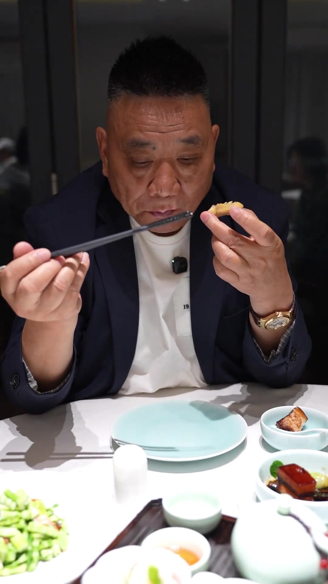 杭州百年老字号,品尝西湖醋鱼的真实体验