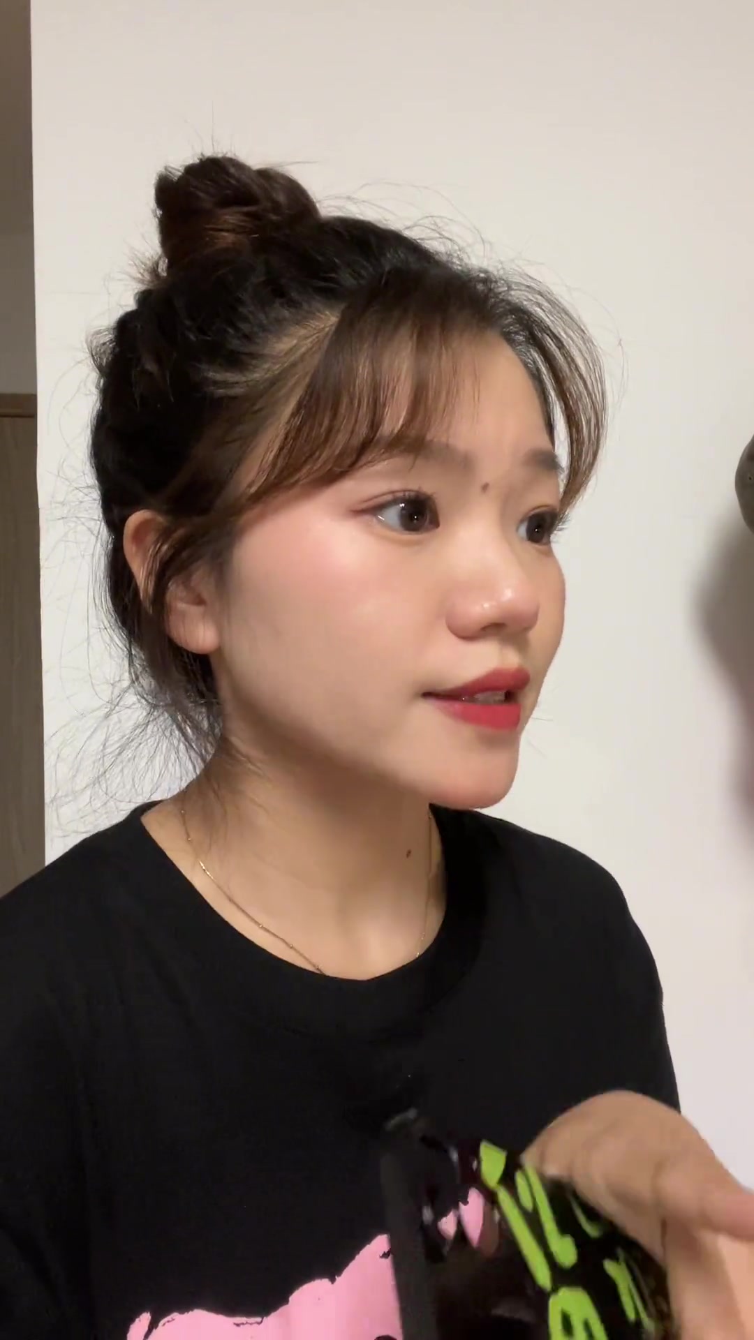 高中门口的麦克风真的是“群星荟萃”