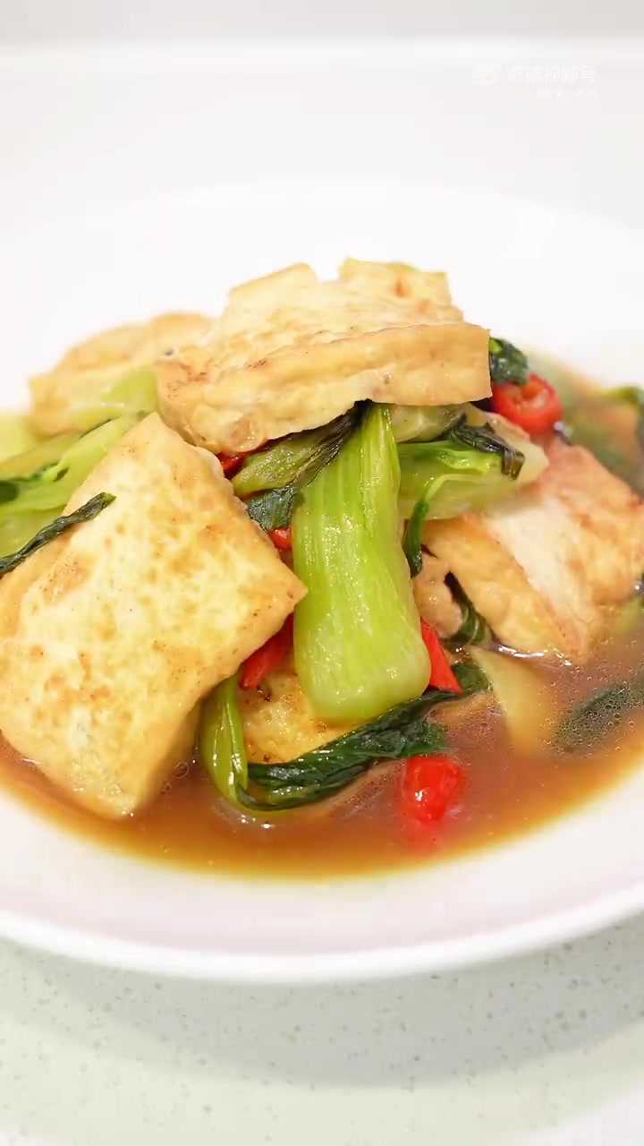素食不等于青菜豆腐,但「青菜焖豆腐」可以超好吃