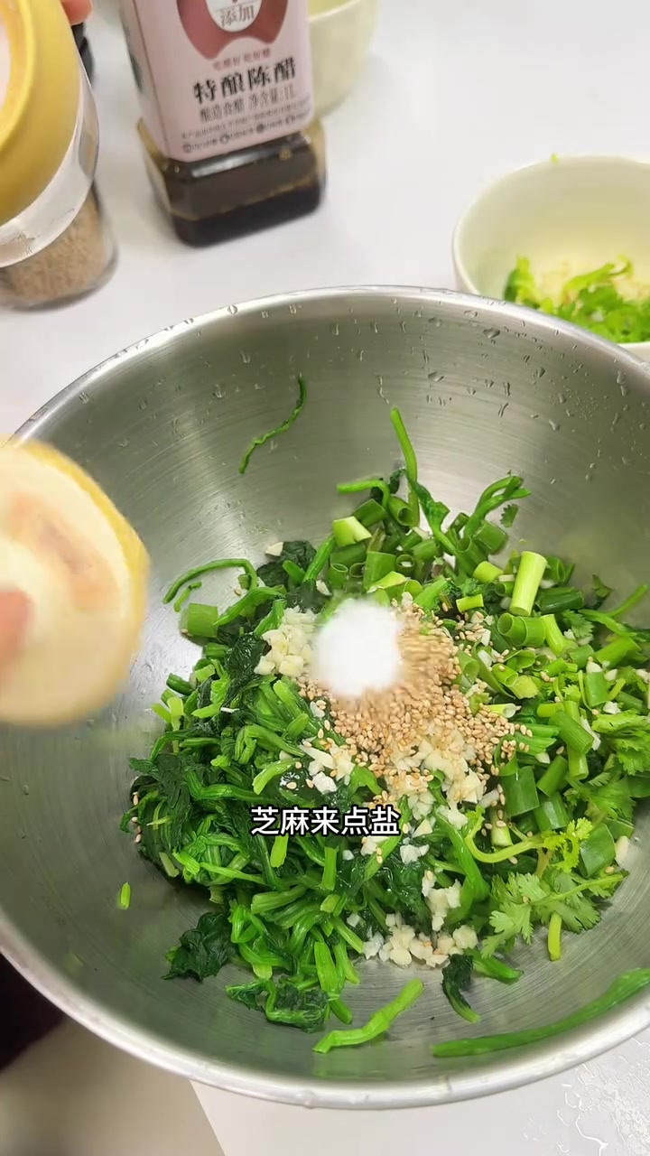 「清炖牛肋条」配上秘制小料汁真是绝了!牛肉汤再煮个「清汤牛肉面」超鲜……一定一定要试试 清