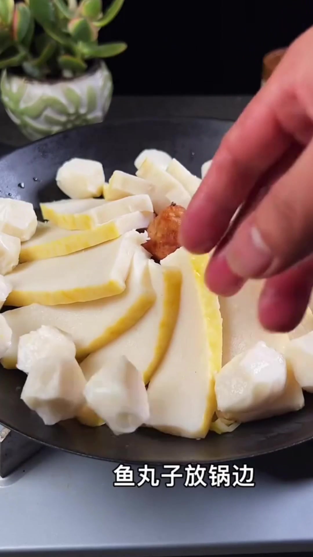 三鲜煲用简单的食材做出美味