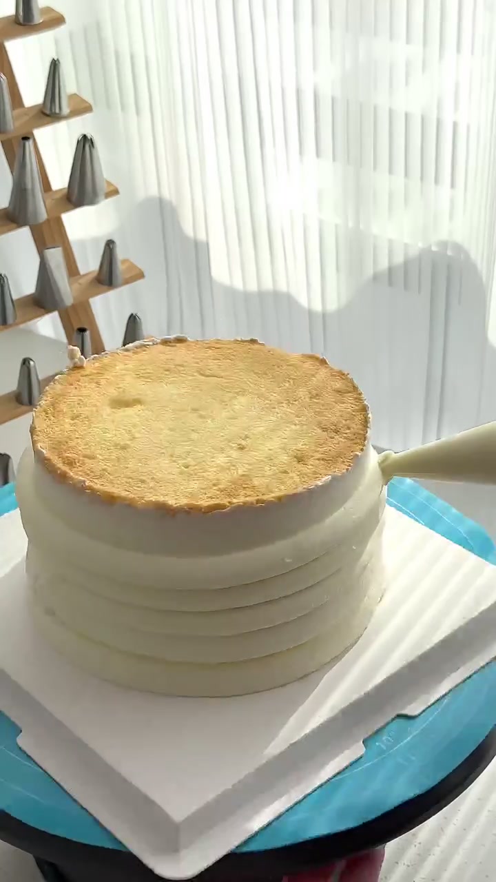 沉浸式做蛋糕小王子主题蛋糕