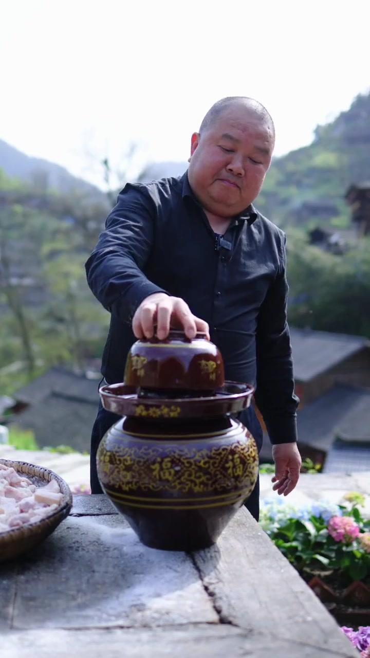 搞事!湘西万物皆可酸,今天就教大家《酸肉》是怎么做的,你们想不想吃?
