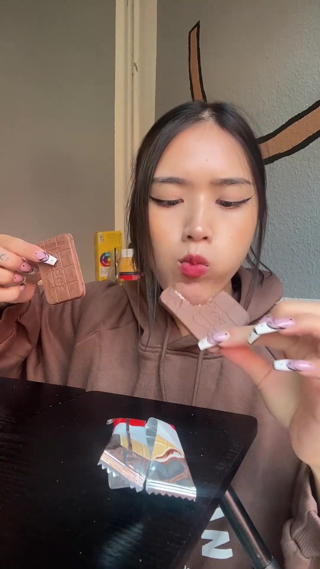 健达进口零食,高端零食,健达牛奶巧克力夹心饼干……