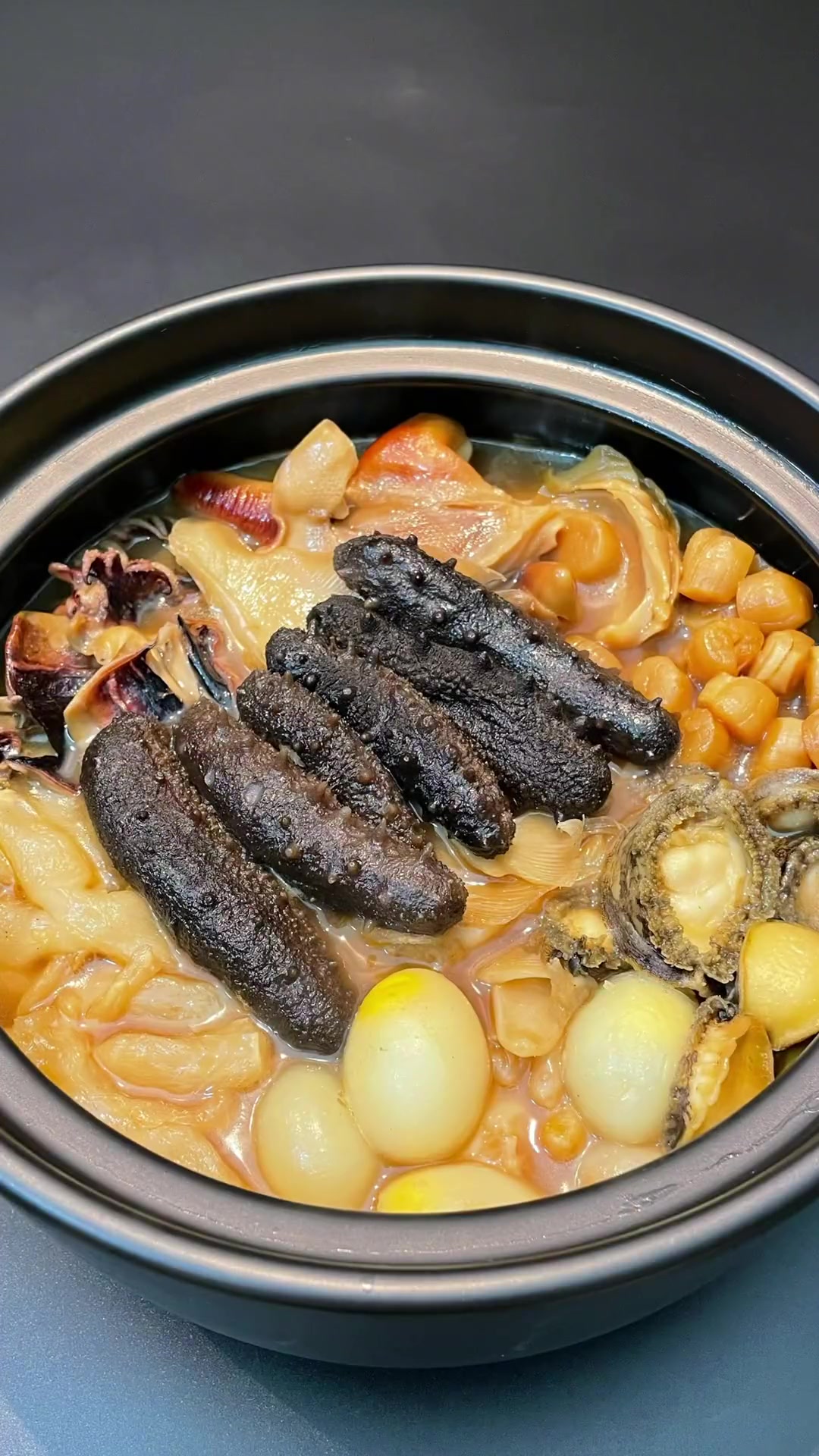 佛跳墙好吃,做法也并不复杂,只是需要花些心思费点时间,但值得