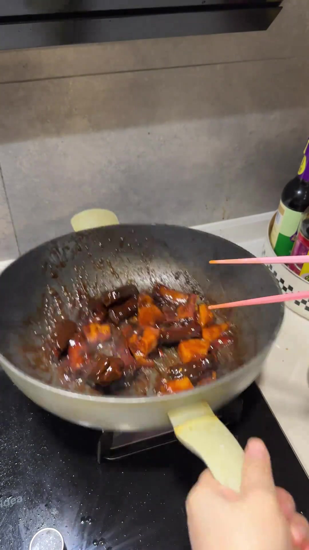 vlog|晚餐分享:家常菜菠萝排骨.辣椒茄子.番茄炒蛋