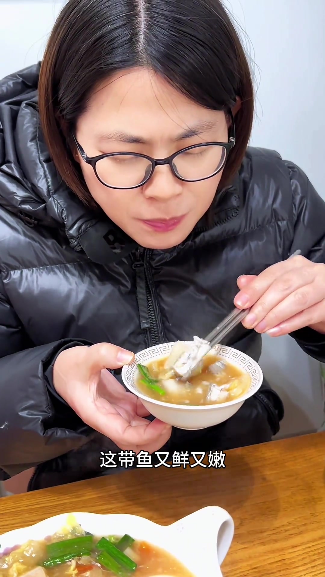 冬日醋溜带鱼羹:舟山带鱼配霜打白菜,美味!