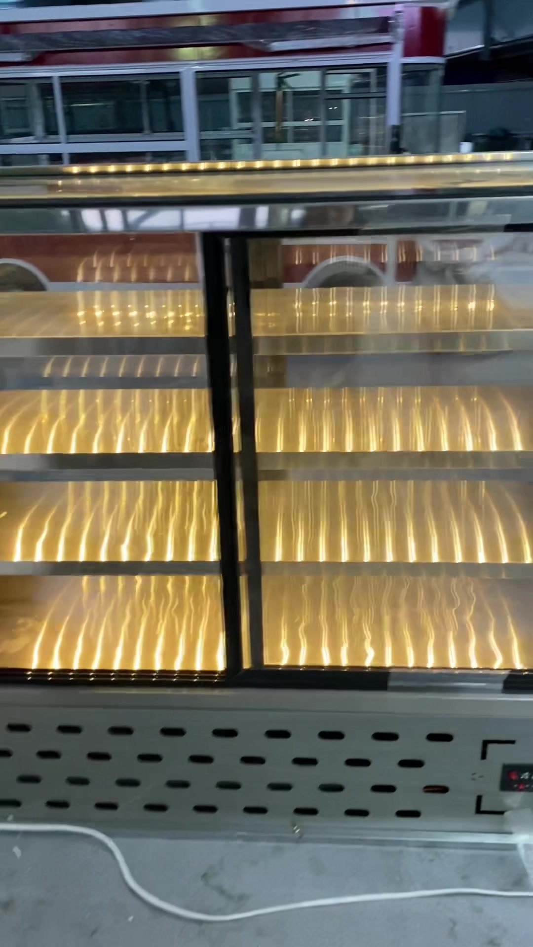 电动四轮炸串车凉菜车