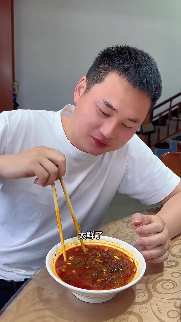 正宗重庆火锅酸辣粉,还是鲜湿粉 6包料,爆辣酸爽过瘾