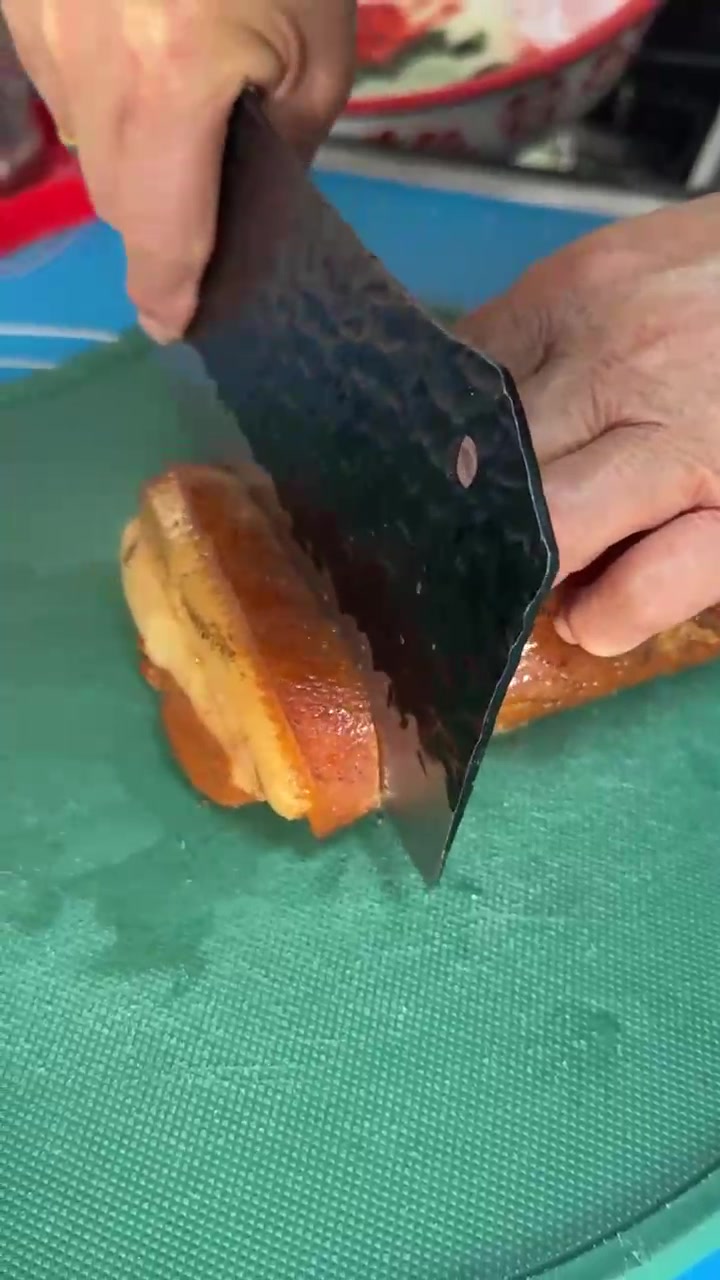 山西大同扒肉条，色泽鲜艳，肥而不腻，怎么做都好吃