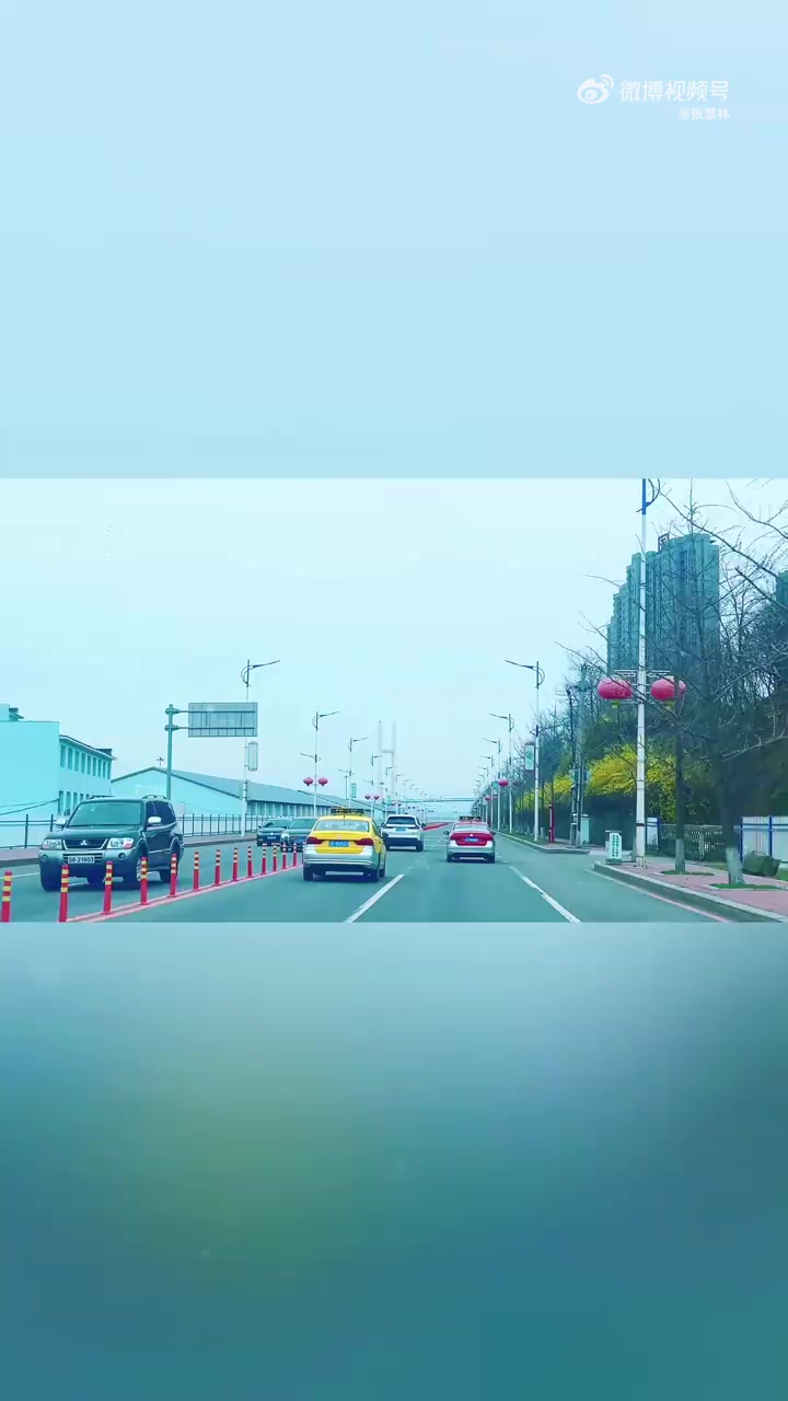 丹东,是中国海岸线的北端起点,同时也是中国最大的边境城市之一,中国人民志愿军入朝参战的出发