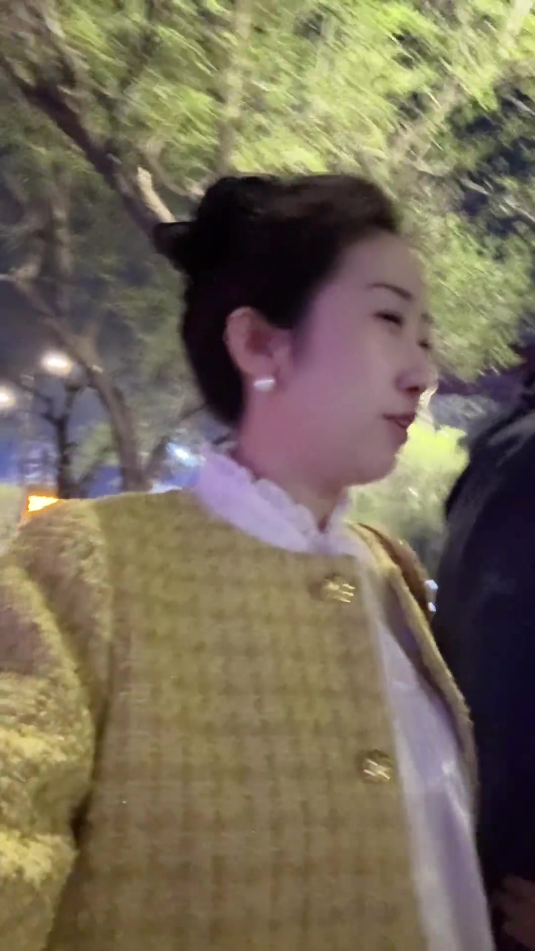 结婚十周年,十年烟火一生相伴,锡婚谐音惜婚