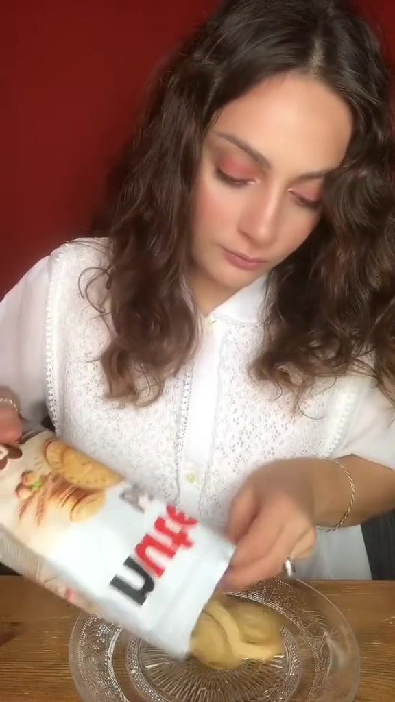 单依纯同款饼干,巨巨巨好吃的能多益榛子巧克力夹心饼干……