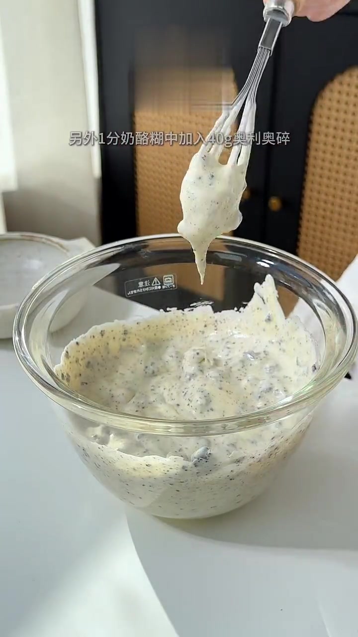 免烤箱!免打发!0失败的巧克力奥利奥双层芝士蛋糕!口感浓郁丝滑～