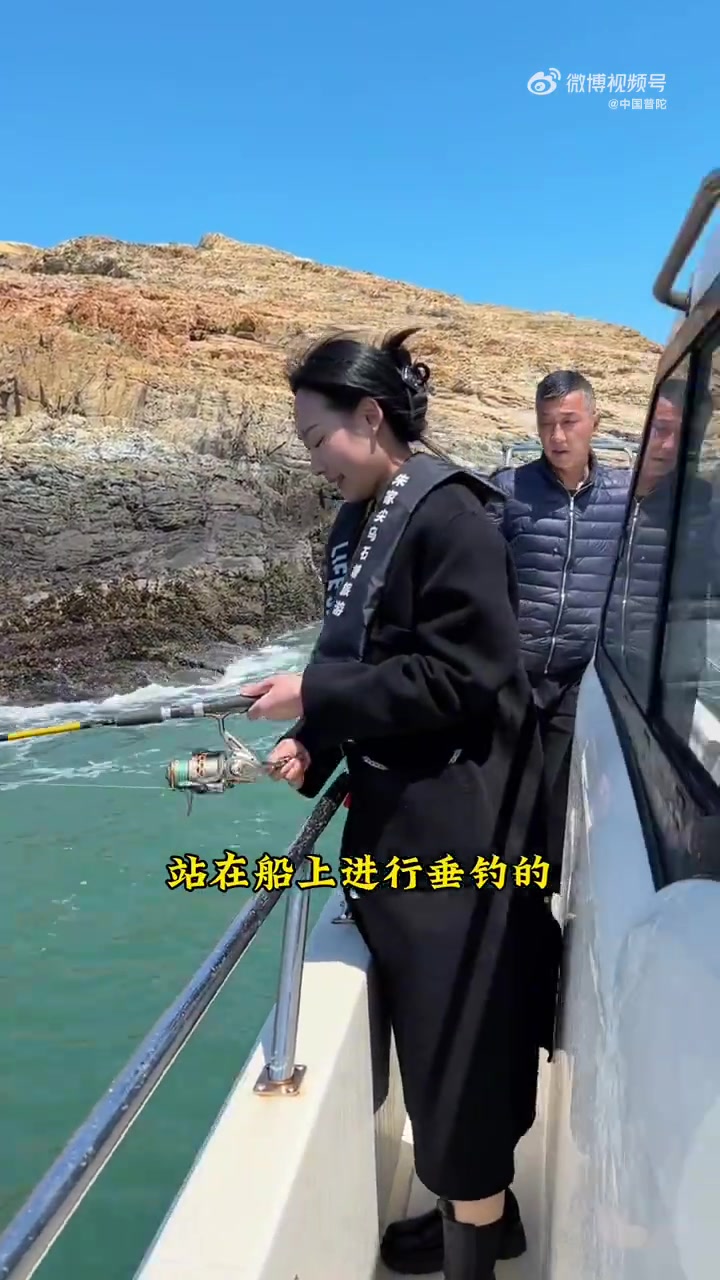 「舟山海上玩法大揭秘!承包整个夏天的快乐!」被问爆的舟山海上项目攻略来了!从悠闲海钓到速度