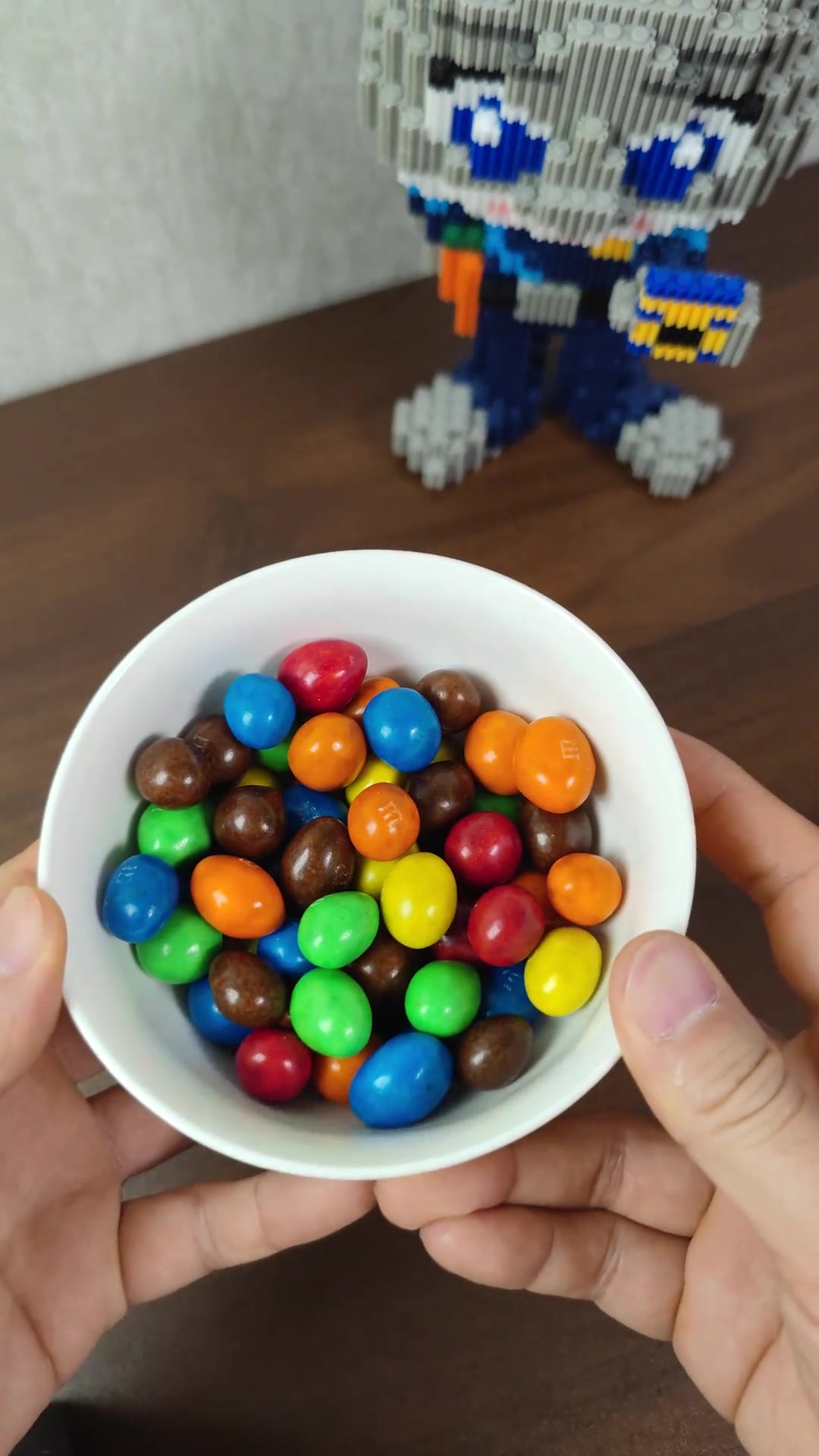 M豆牛奶巧克力豆和花生牛奶巧克力豆,真的太好吃了啊……