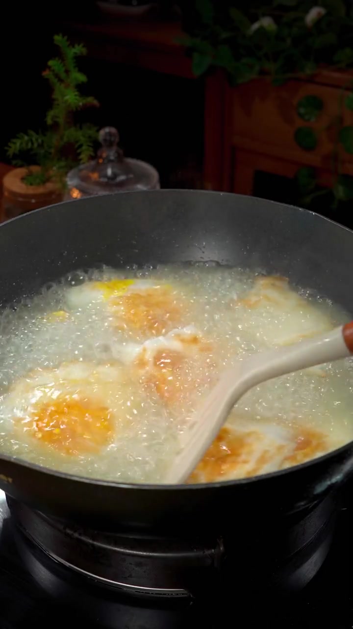 白菜炖豆腐很多人会做，但真正做得营养美味的没几个