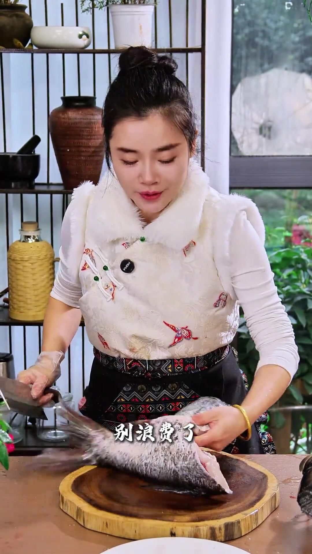 鱼头泡饭这么做,全家饭不够吃,快来试试吧