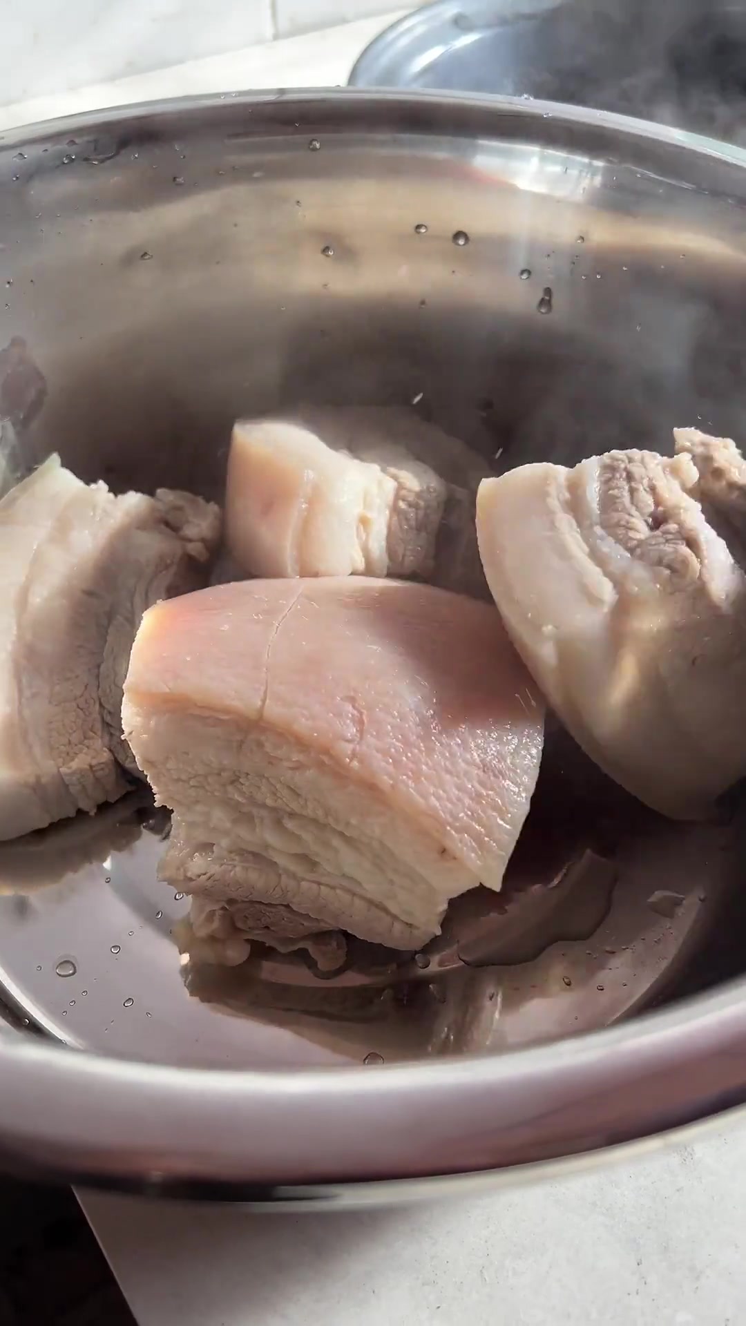 学做扒肉条和炸丸子