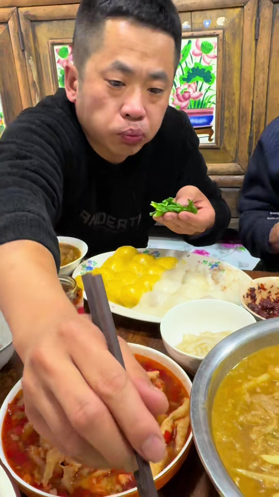 土豆丝炖酸菜汤粘盆,白糖处理及相关趣事分享