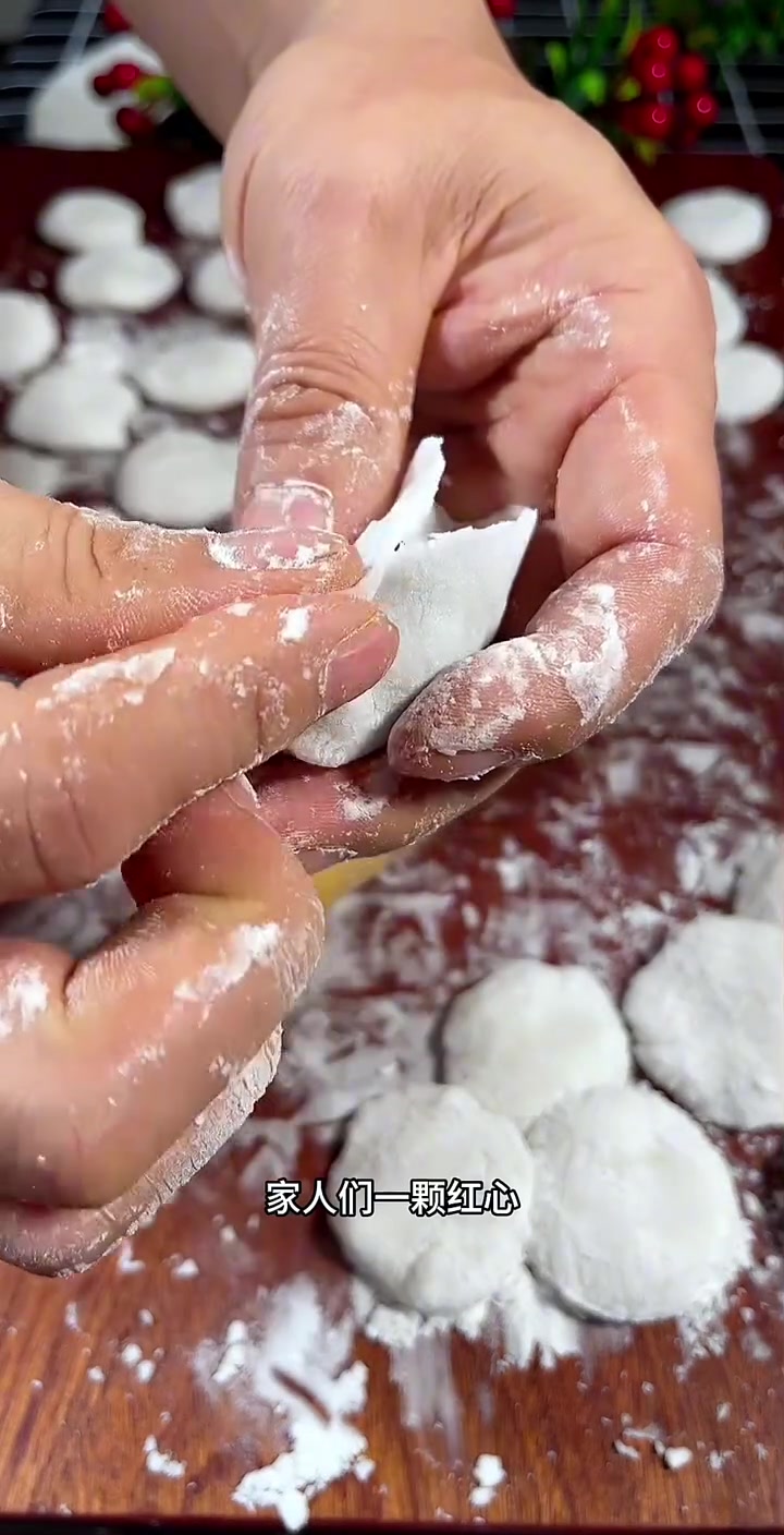 揭秘!菠菜胡萝卜馅饺子,透明筋道的秘诀大公开