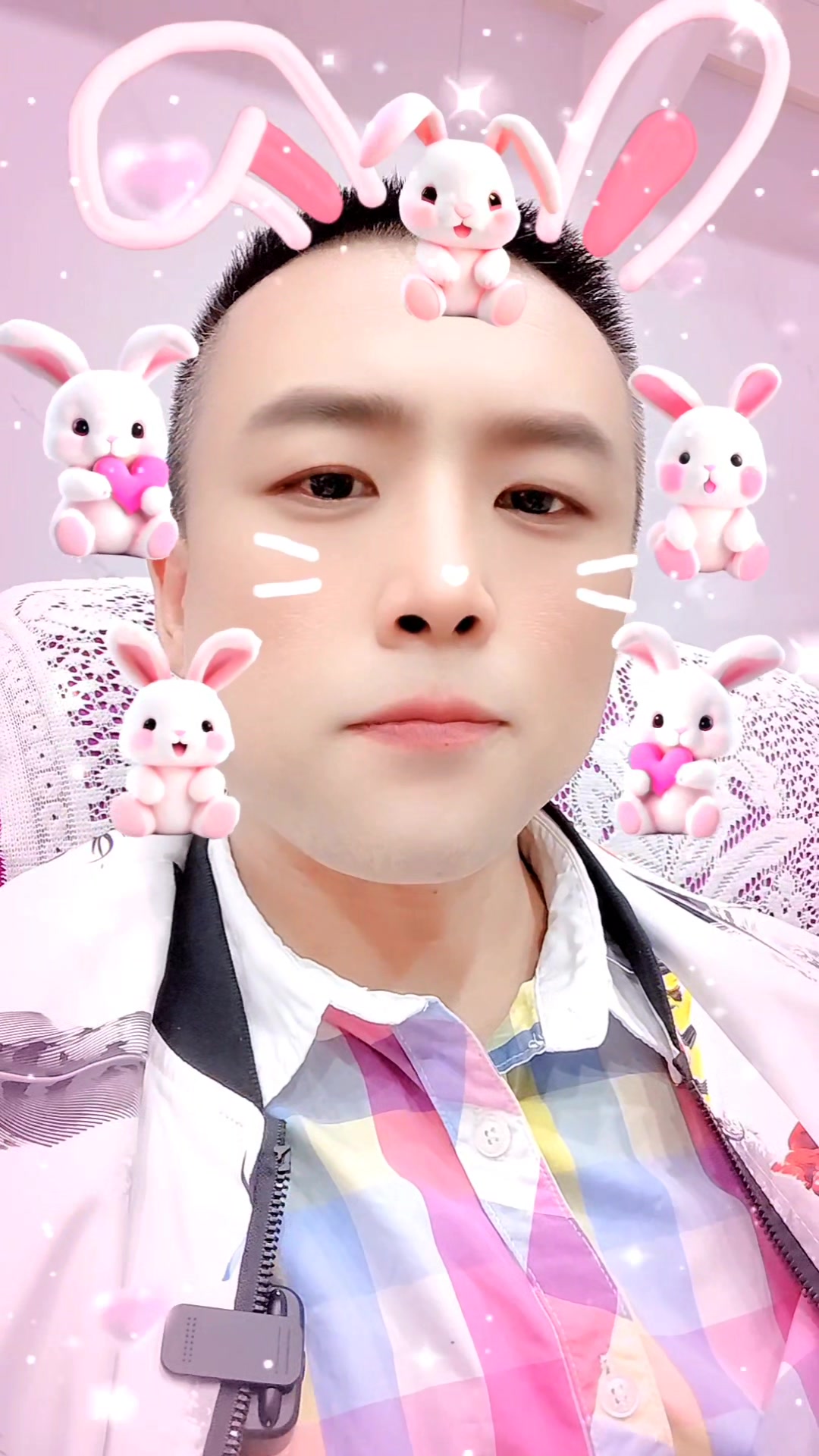 这个东西是鸡眼,不去除掉会疼哟
